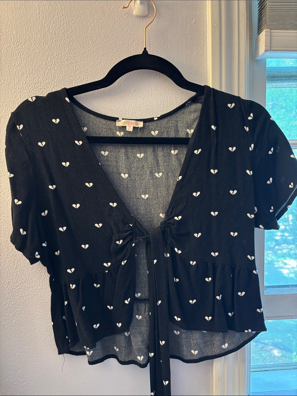 Black Heart-Print Tie-Front Crop Top
